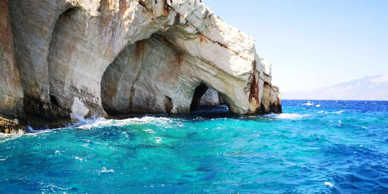 Zakynthos: Xigia, Navagio Shipwreck and Blue Caves Boat Tour